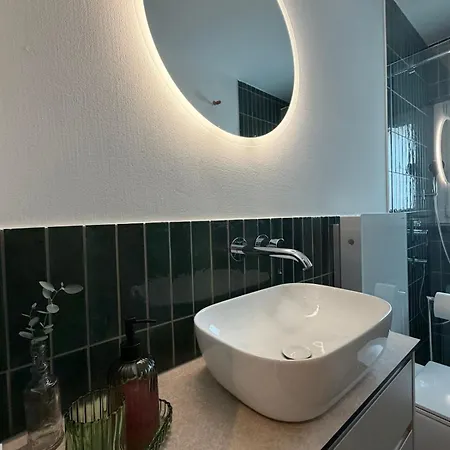 Charmantes Fuer Zwei In Den Bergen *